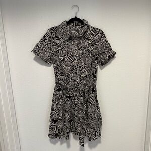 Black and White Floral Patterned Dress